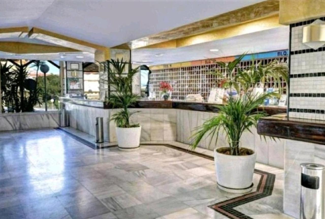 Benalbeach Holidays Benalmadena Exterior photo